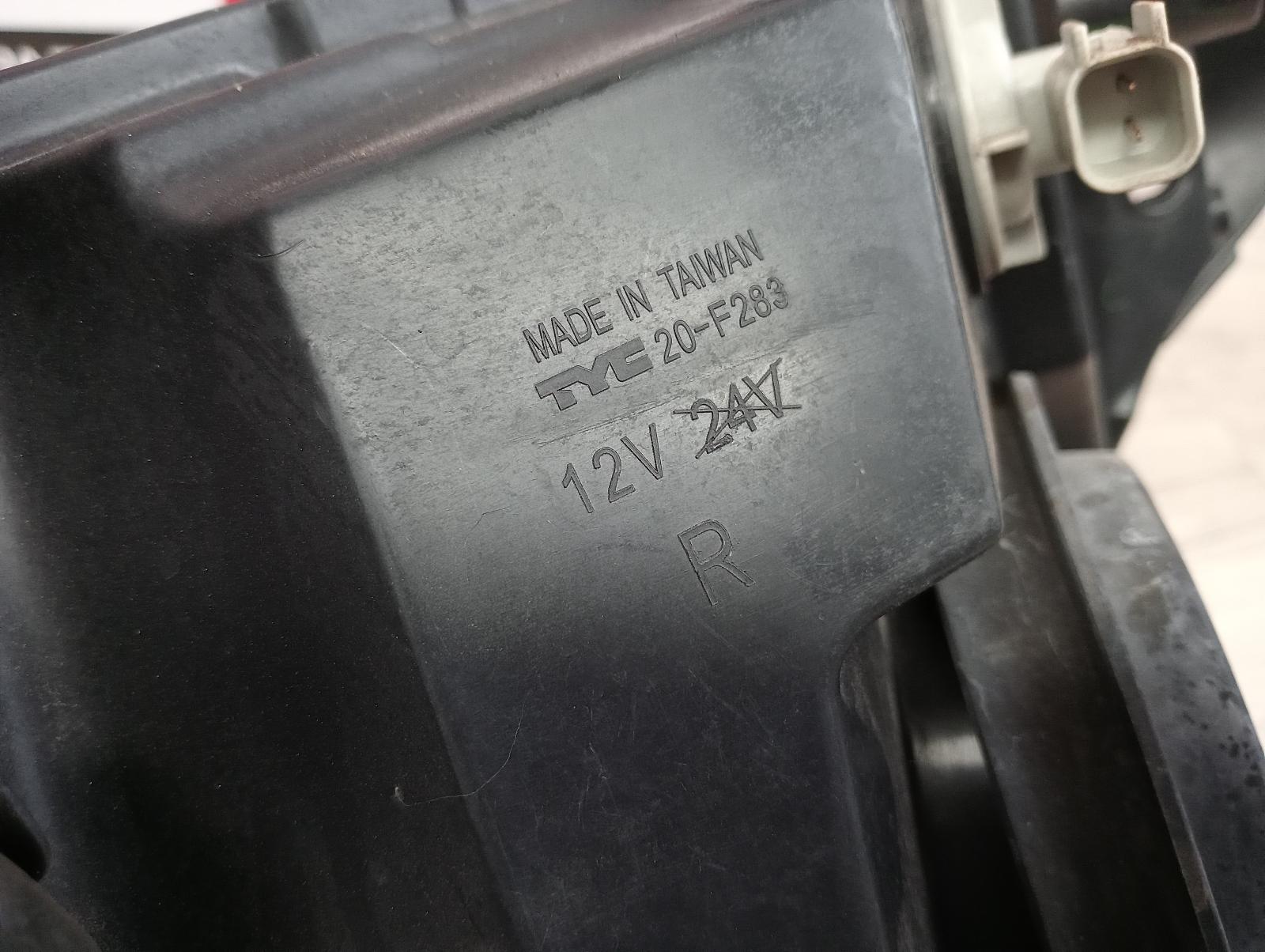 8952627