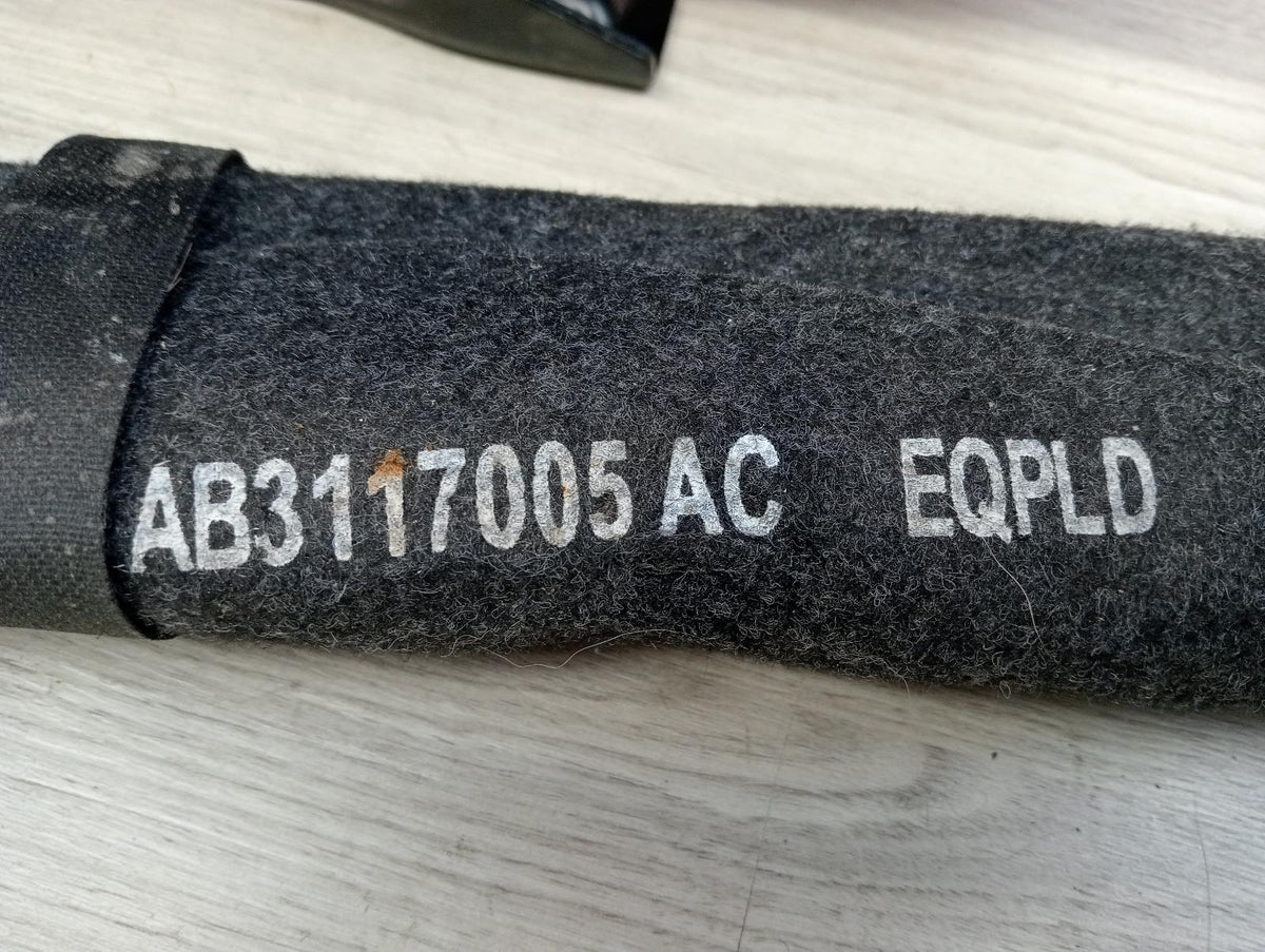 8992607