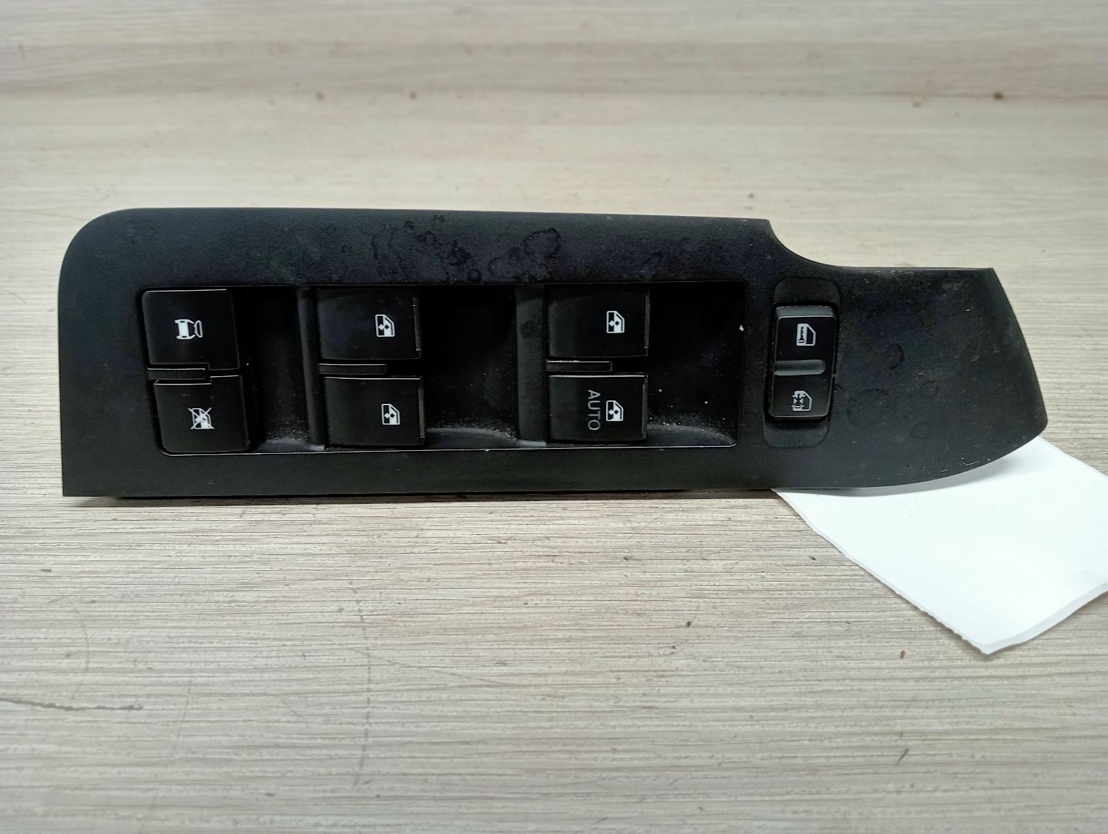8960236