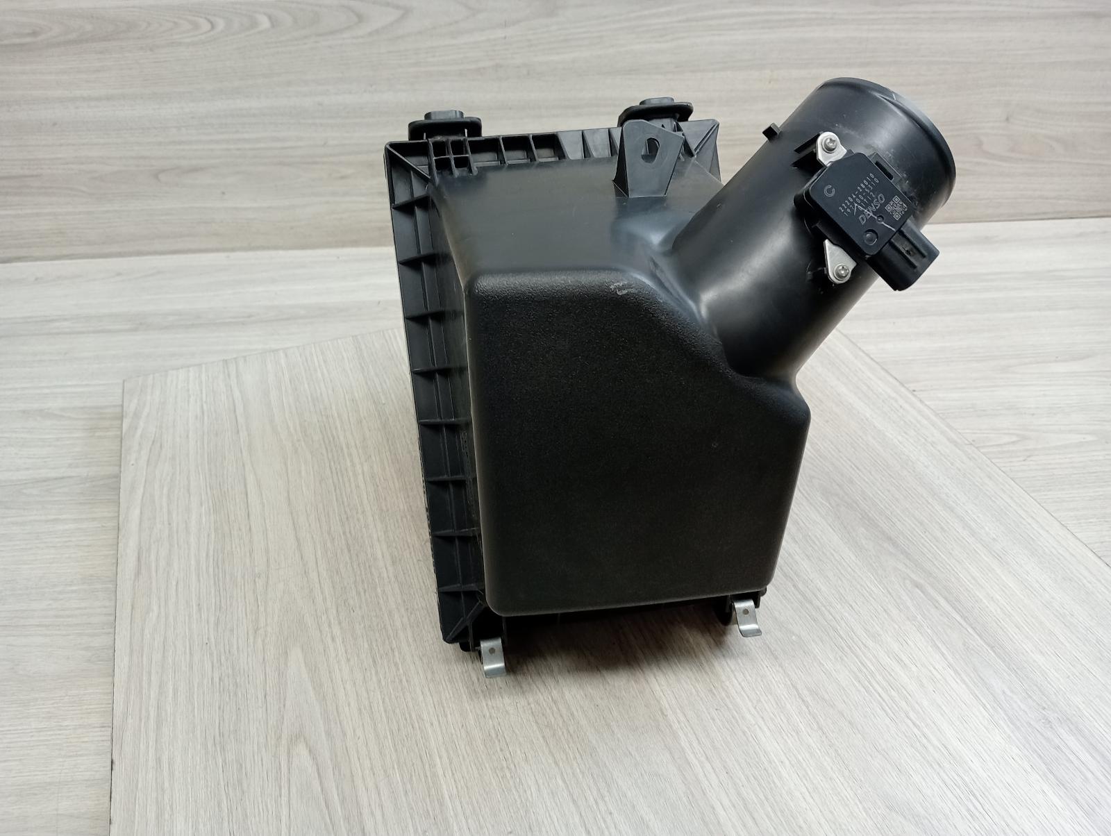 8973587
