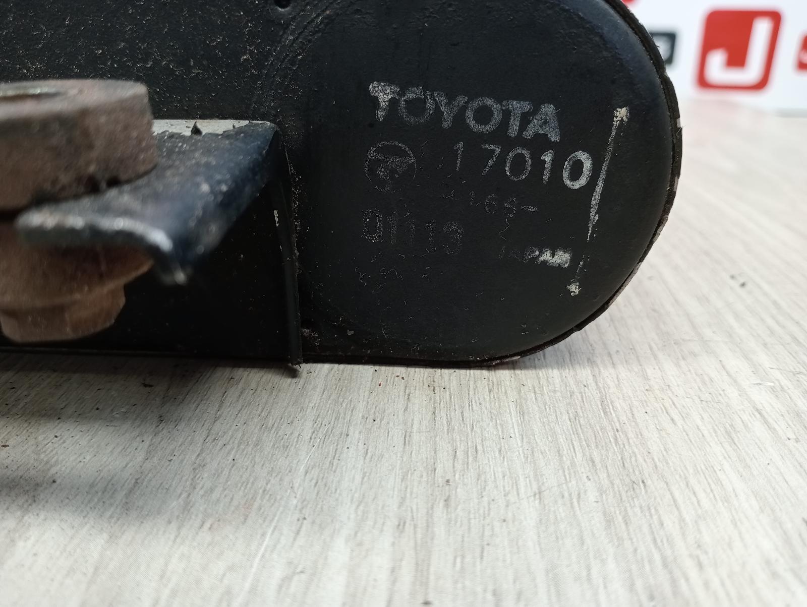 8977863