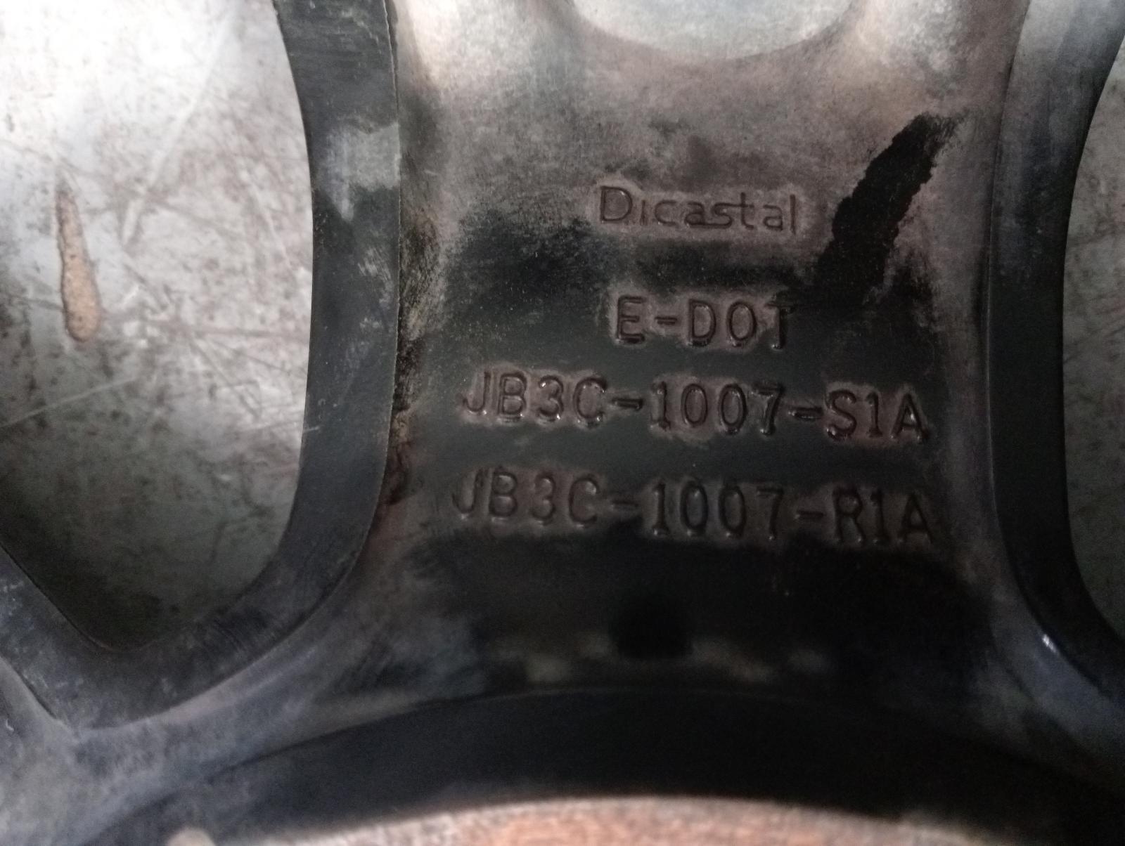 8952415