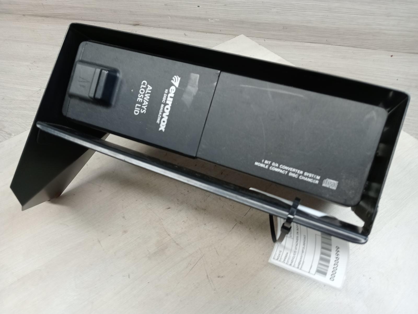 HOLDEN STATESMAN/CAPRICE STEREO/HEAD UNIT RADIO/CD STACKER (IN BOOT) , WH, 06/99