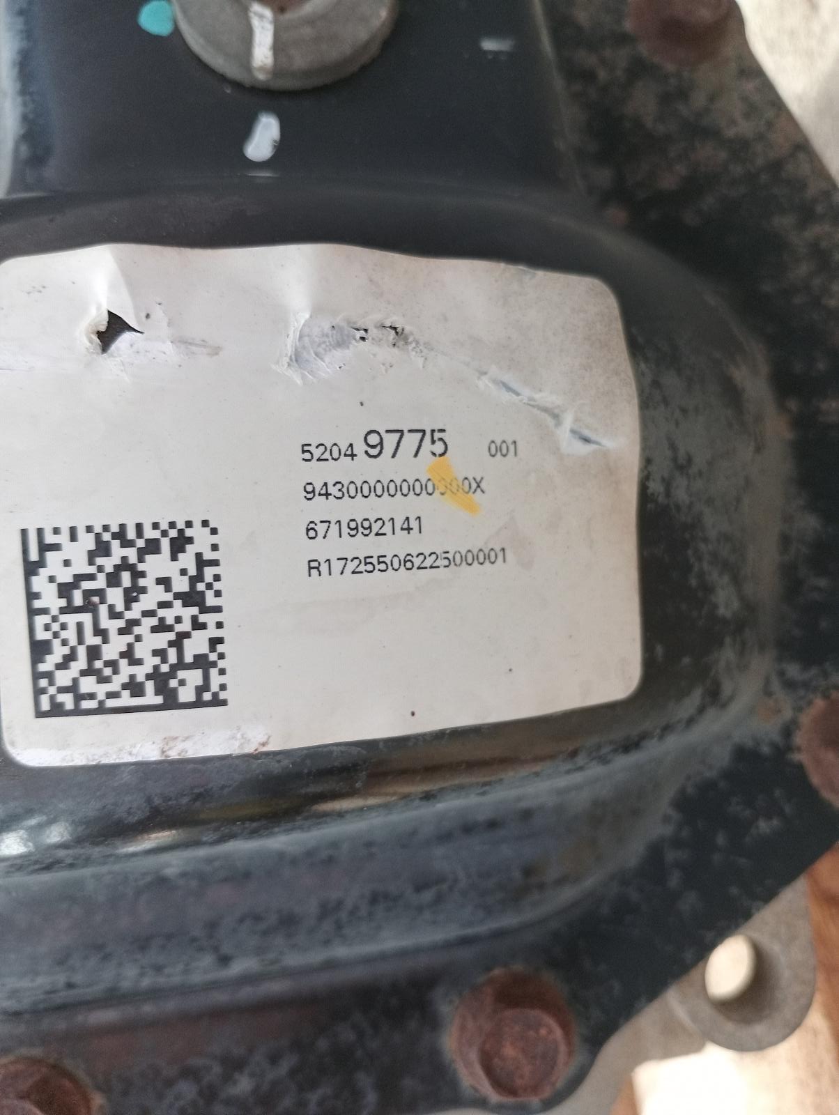 8984372