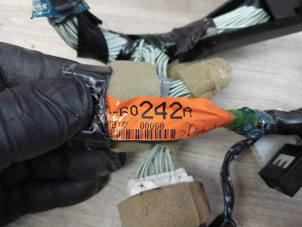 9050723