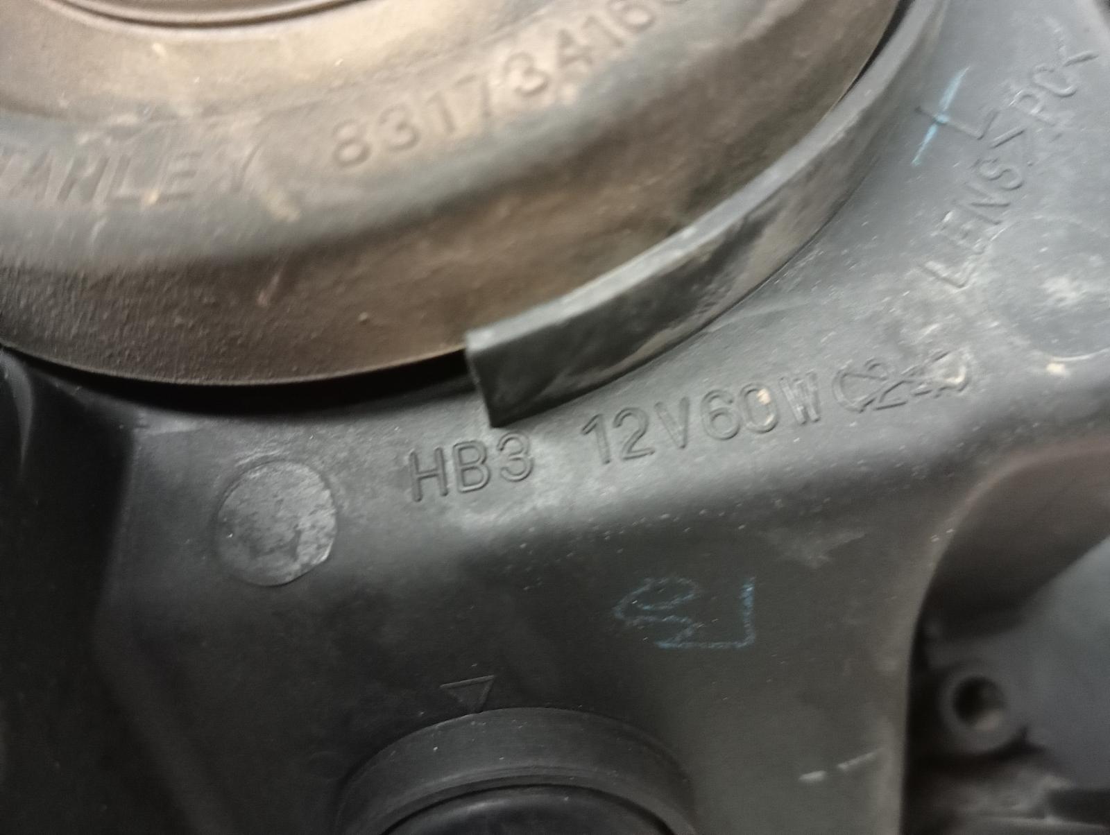 8855405