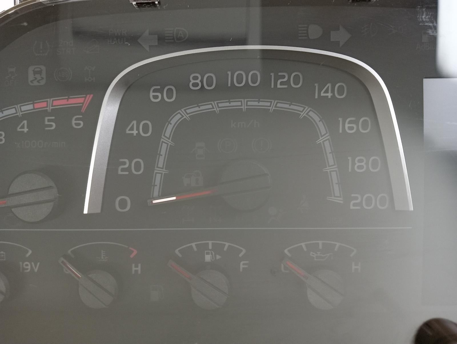 8977733