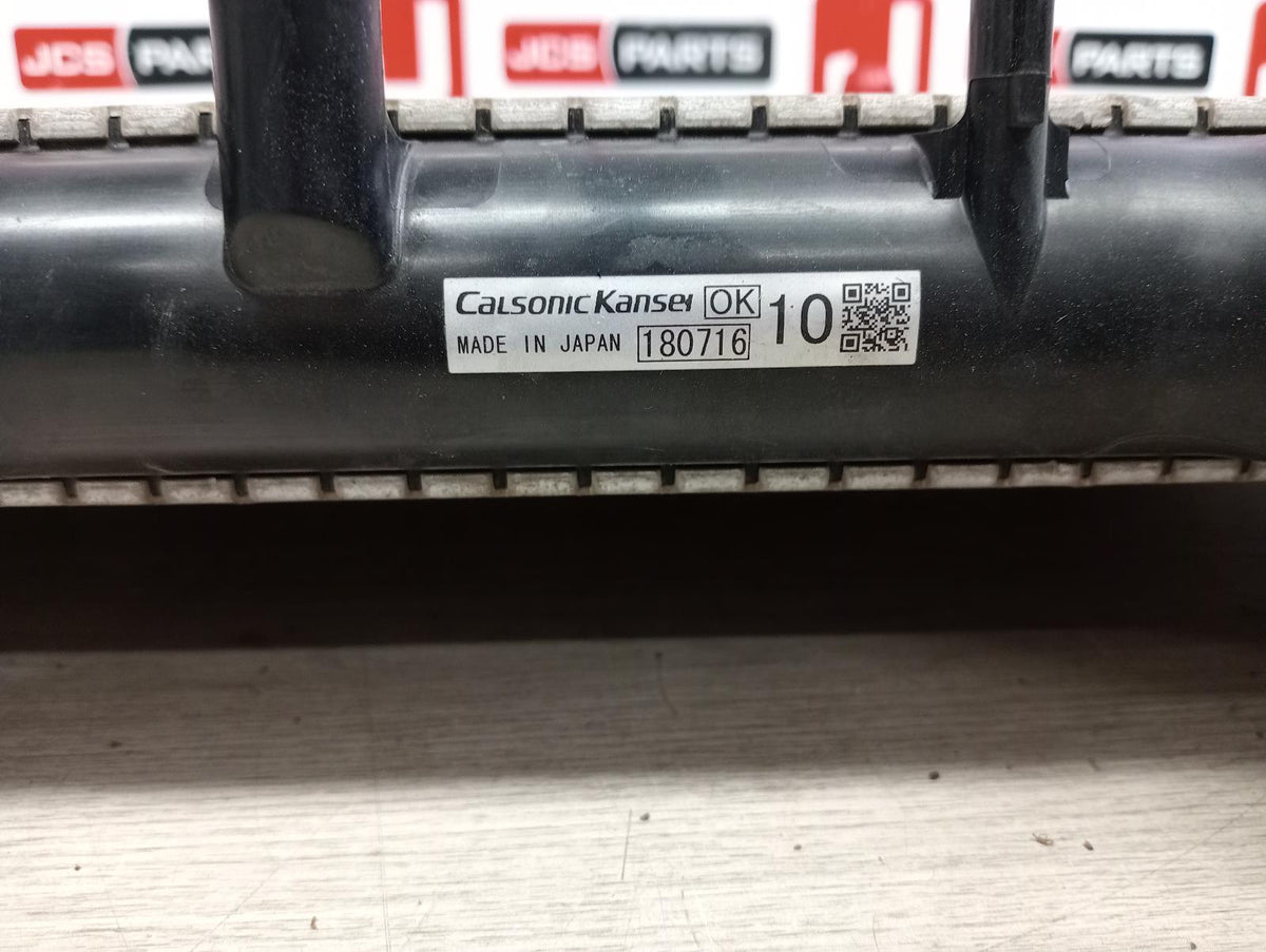 9008600