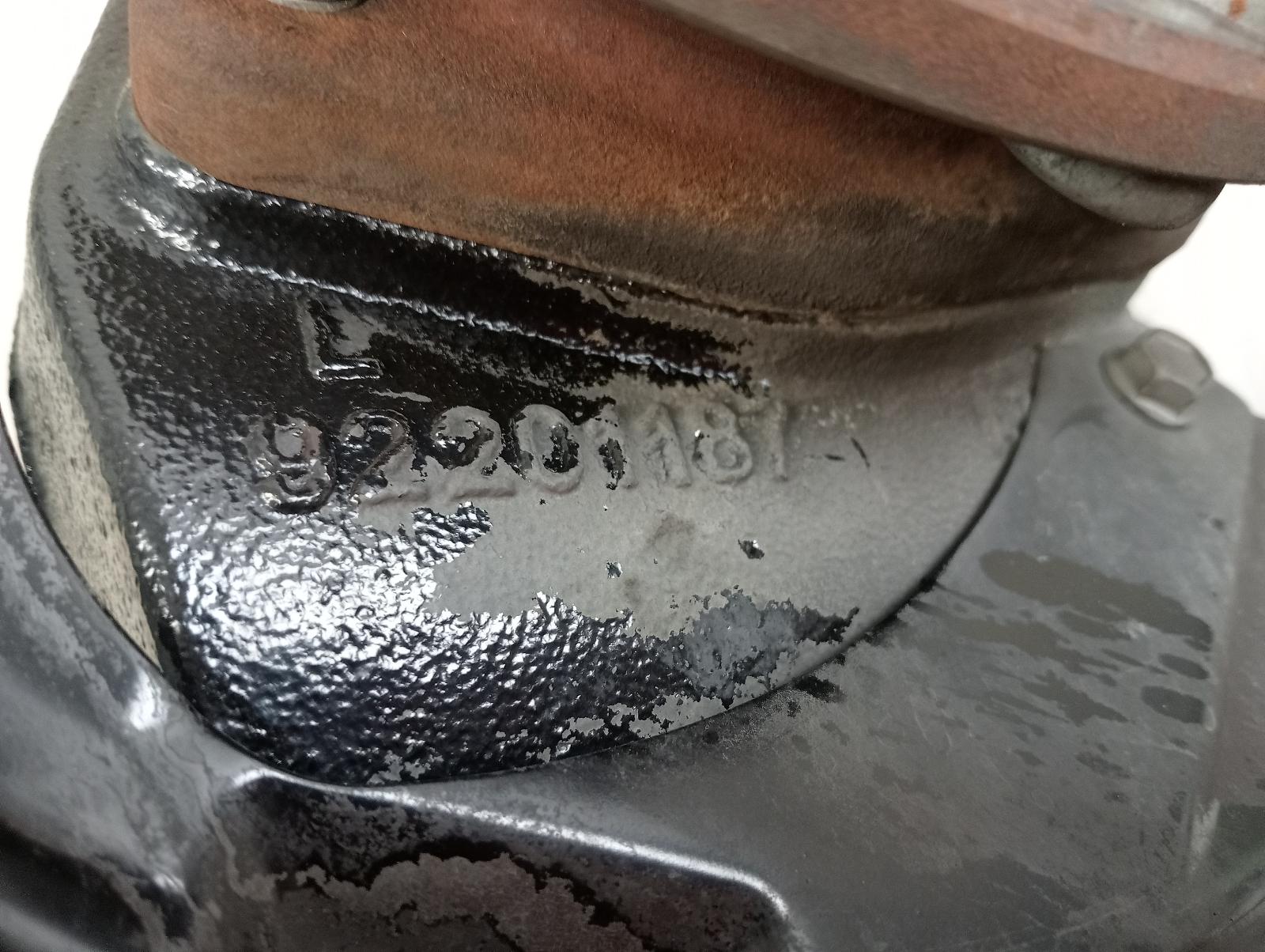 8853163