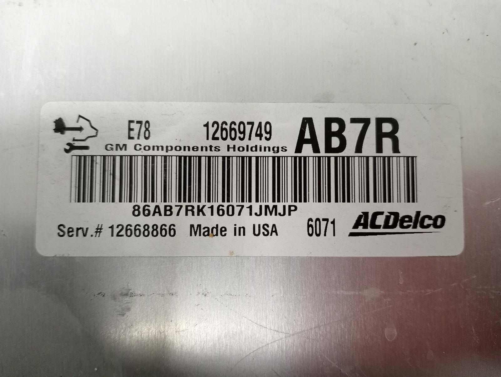 8976924
