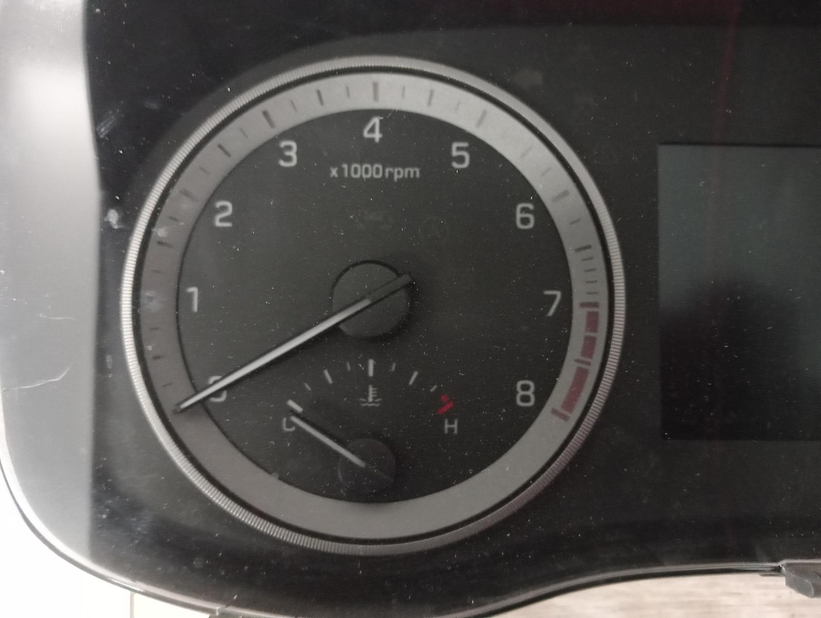 8972573