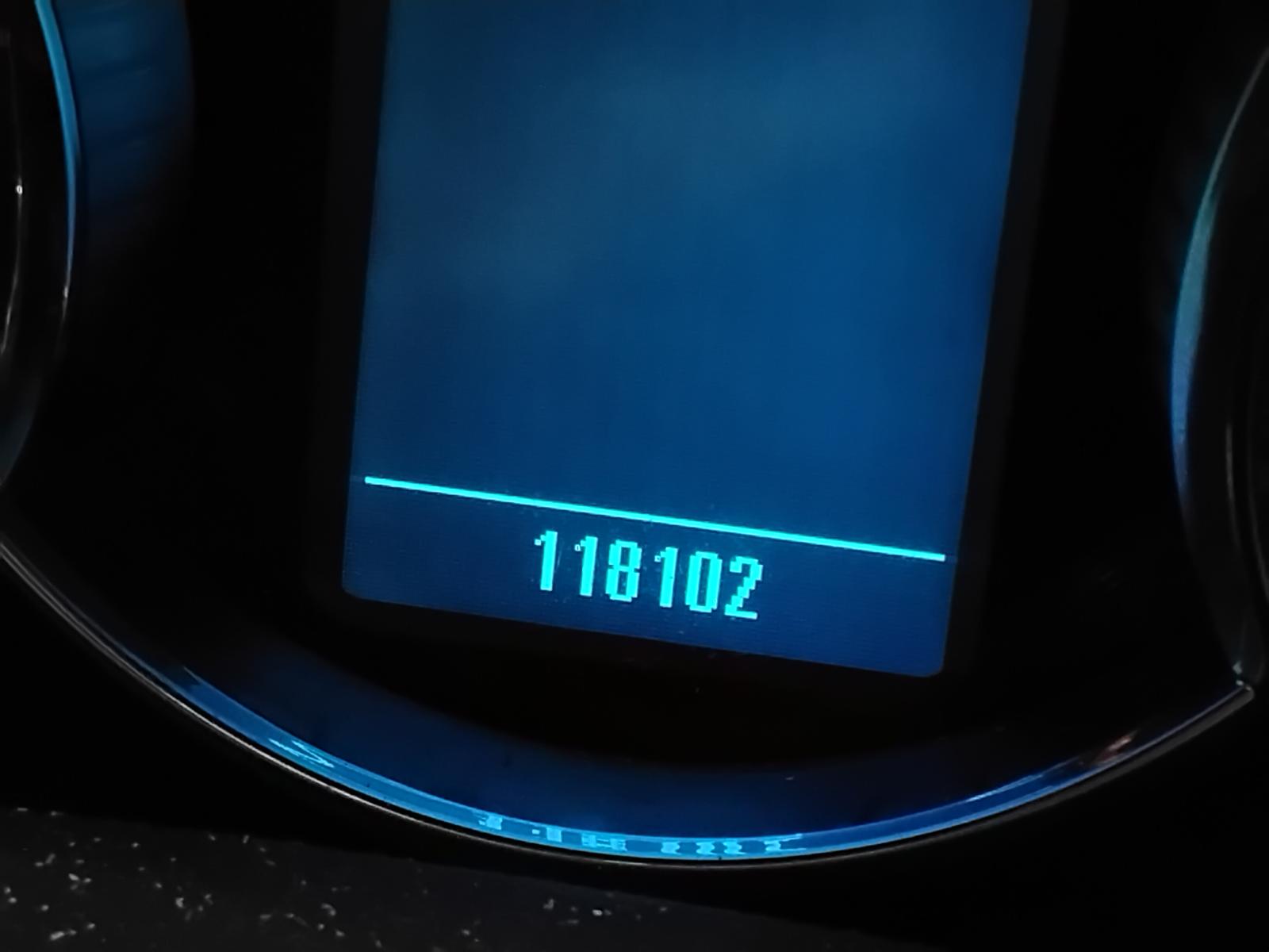 8850773