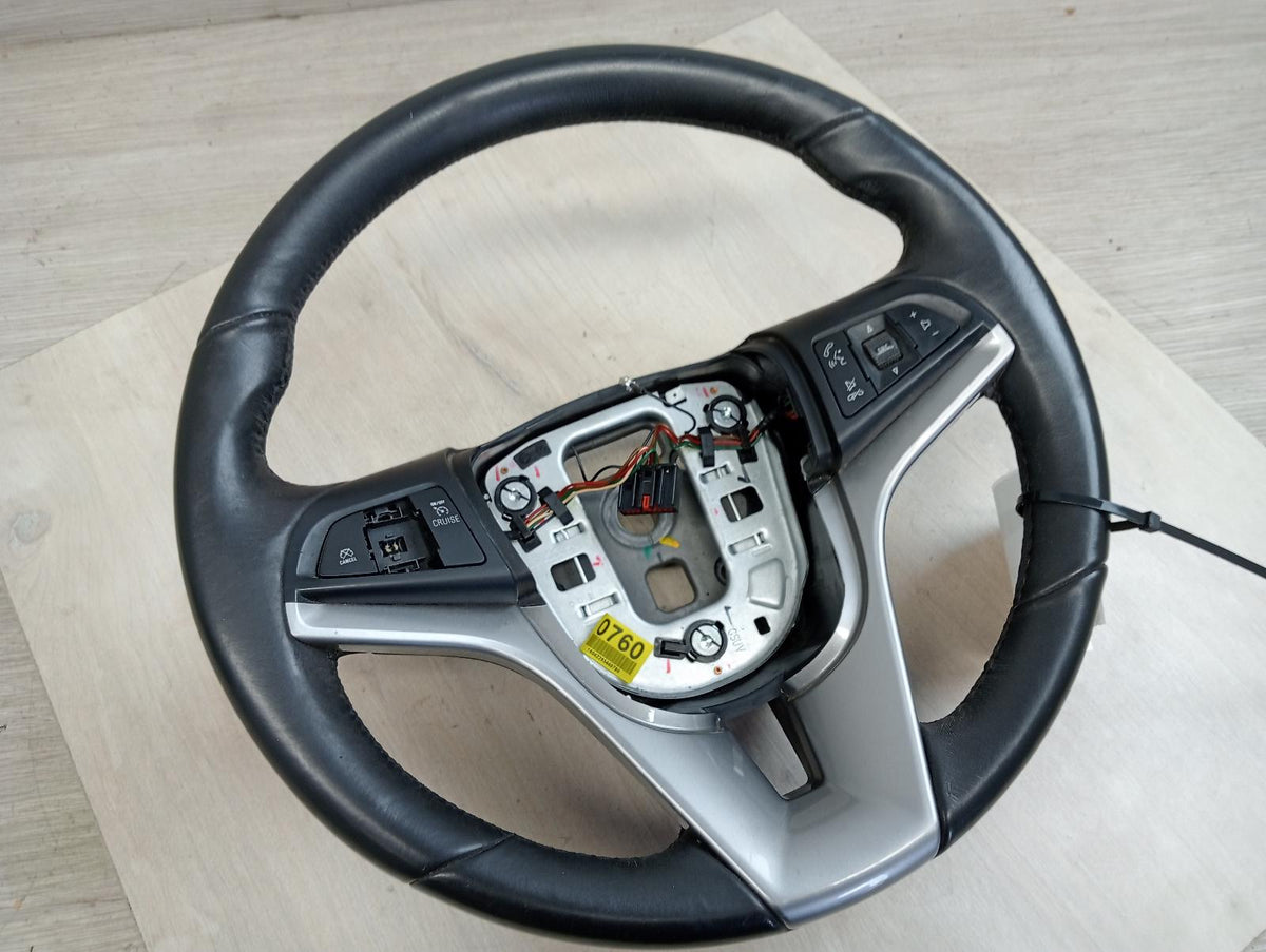 9050822