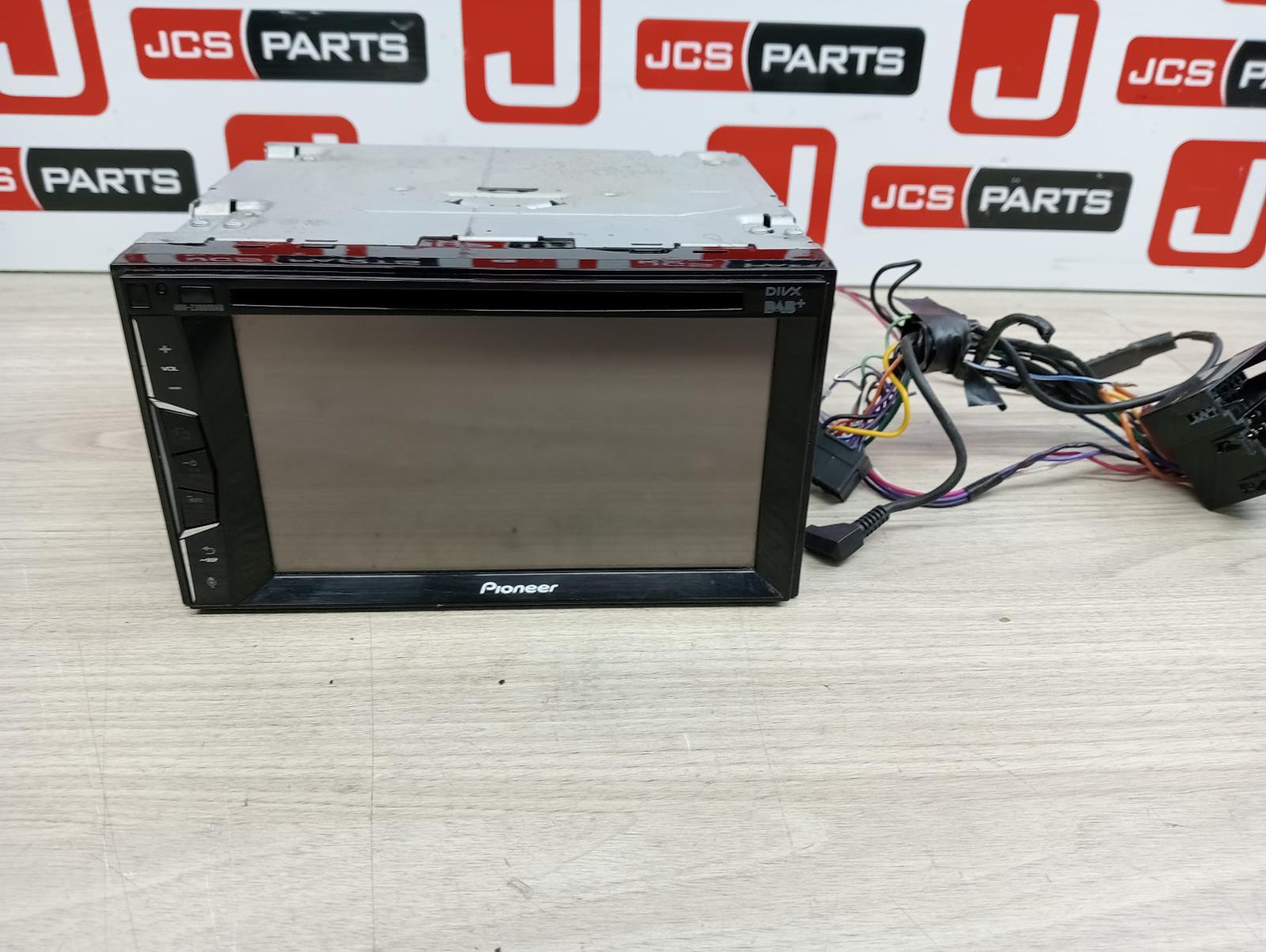HOLDEN COMMODORE STEREO/HEAD UNIT AFTERMARKET, VY1-VZ, 10/02-09/07 2003