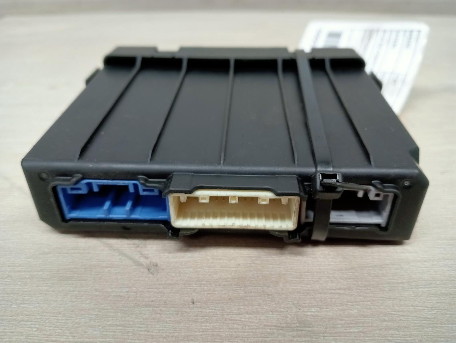 MAZDA CX9 ECU BCM (IN FORNT OF THE VEHICLE), TC, 07/16-12/24 2018 2.5 PETROL