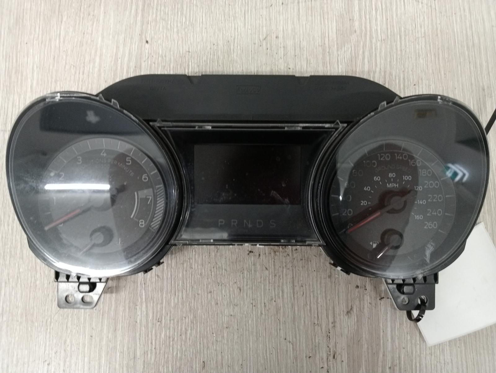 8975992