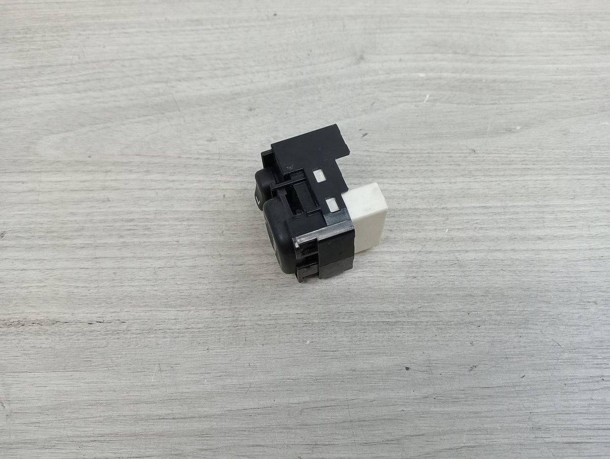9050247