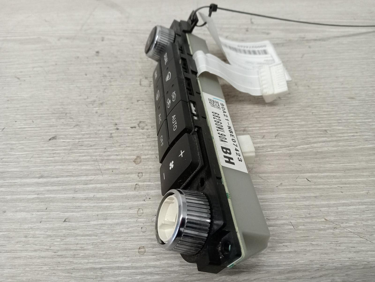 9008195