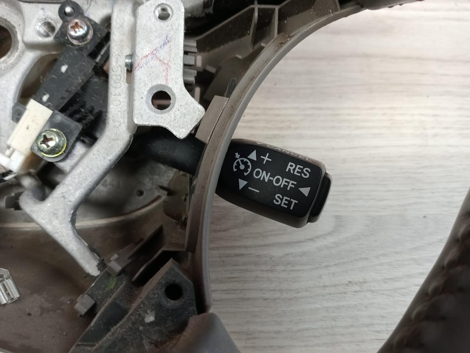 8981692