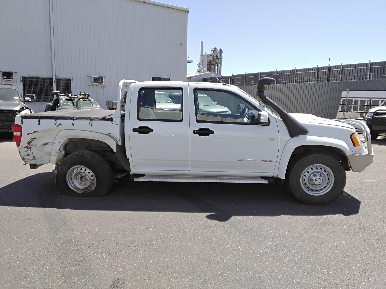 8978002