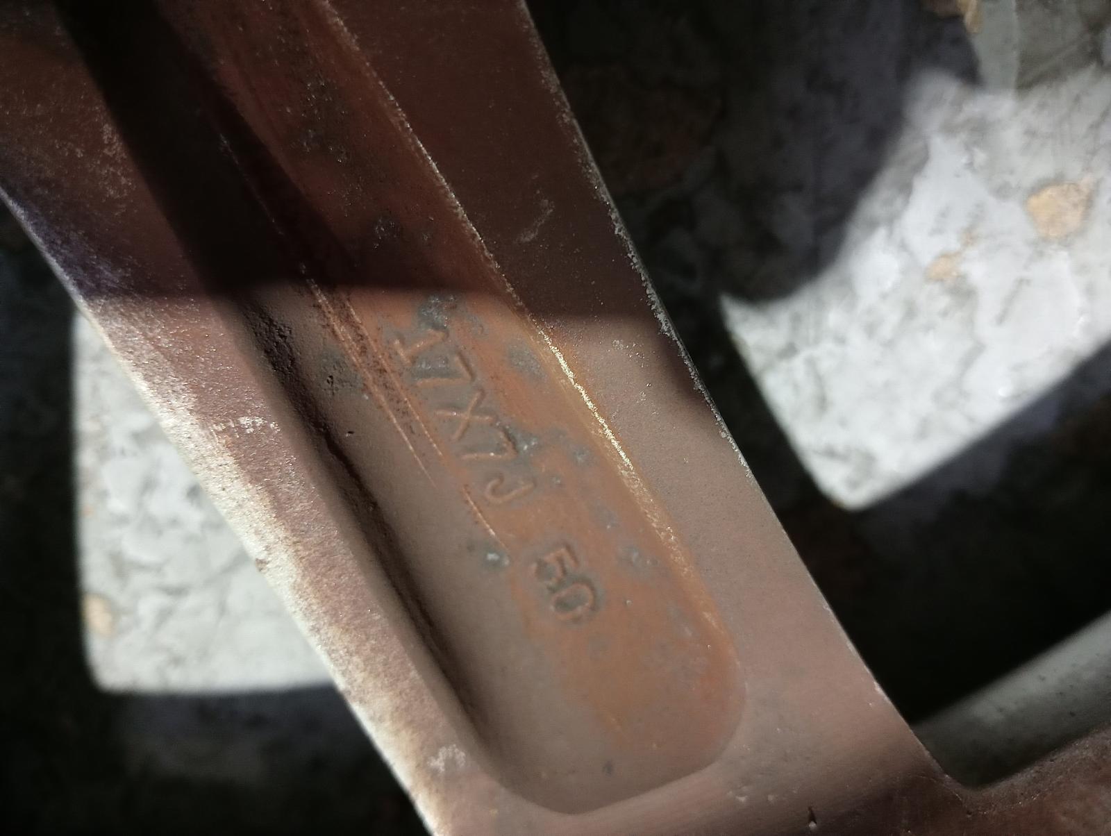 8981432