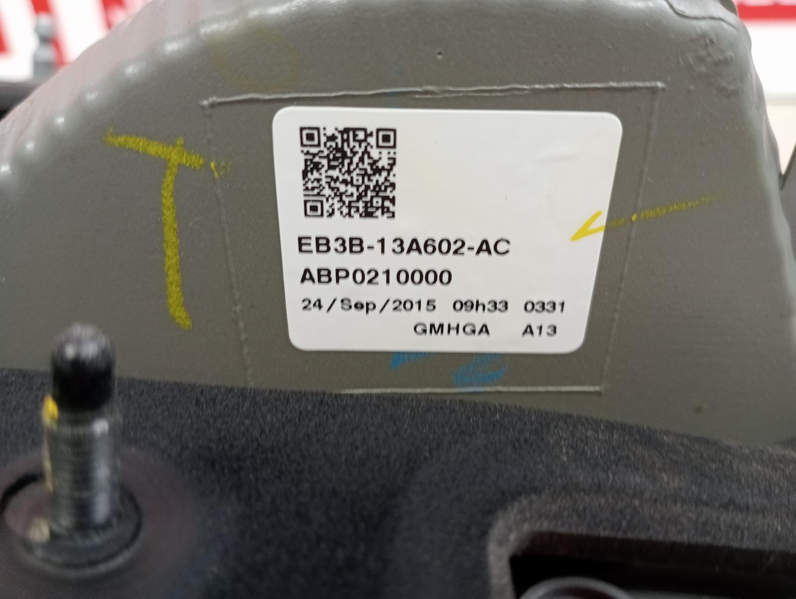 8975695