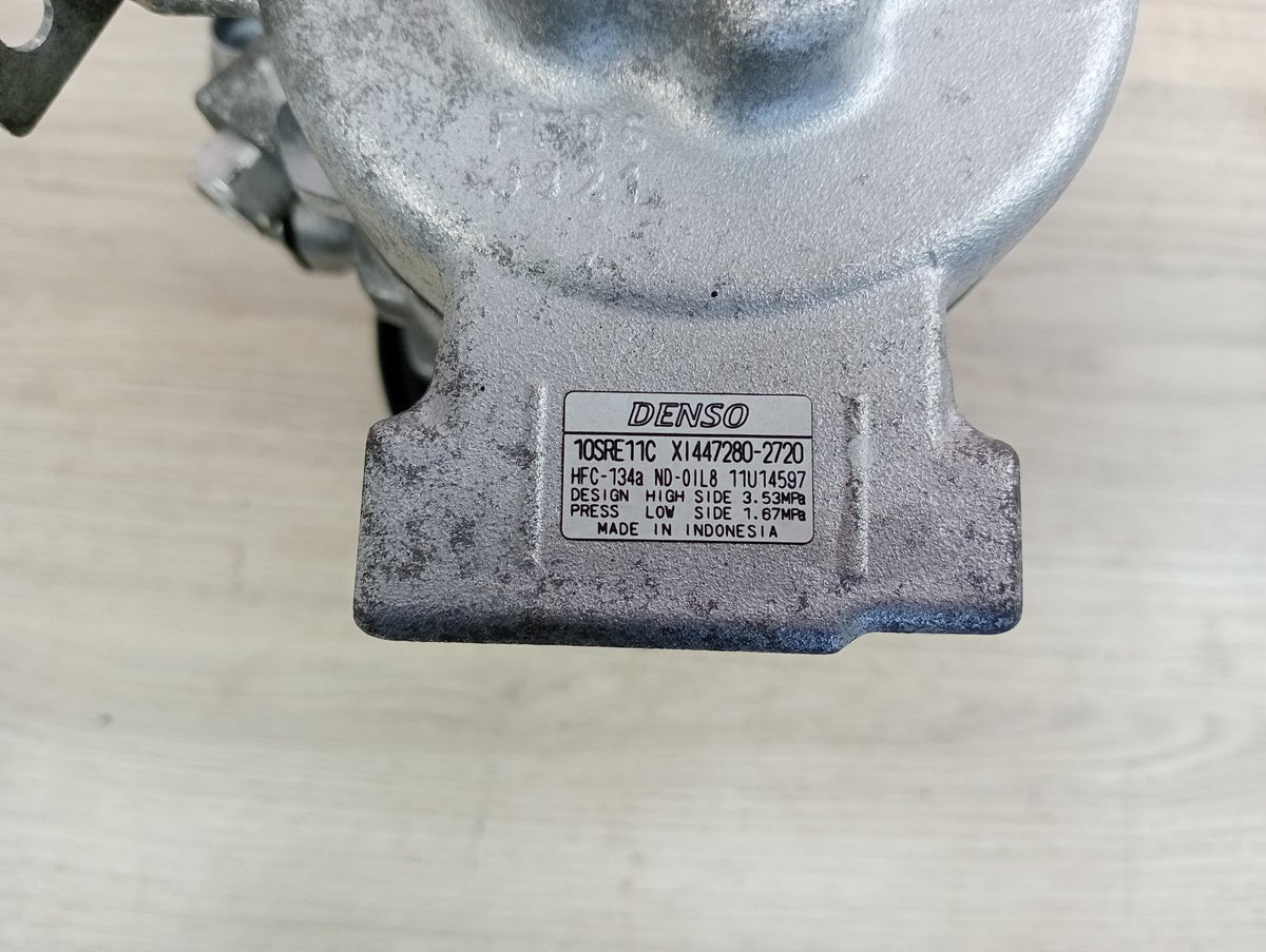 9051851