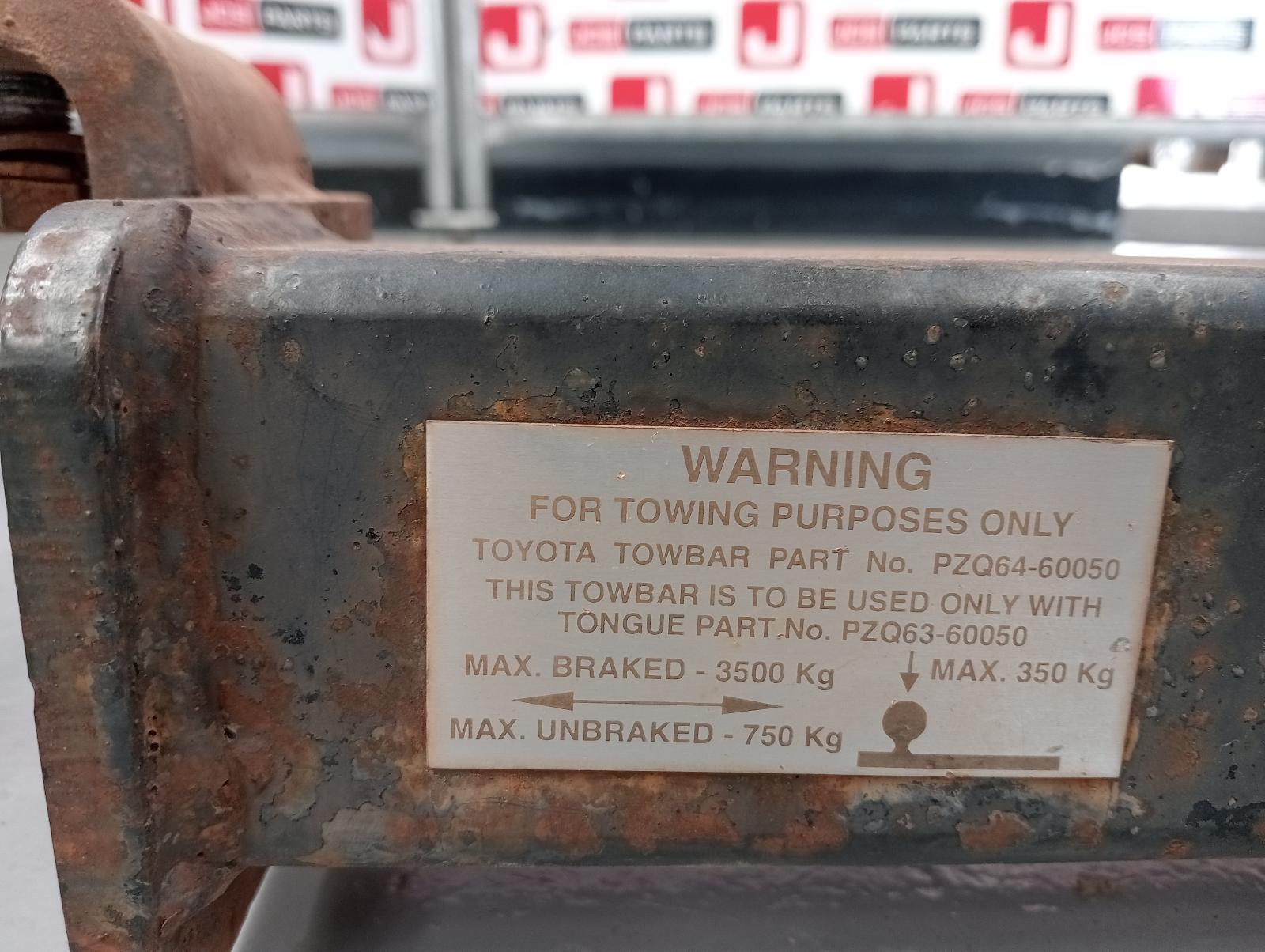 8952675