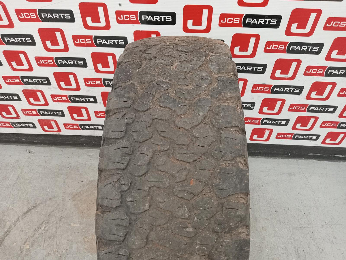 9047256