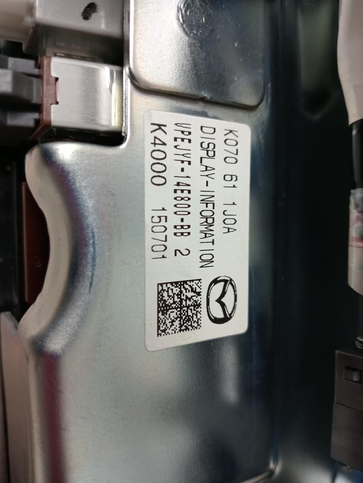 8971913
