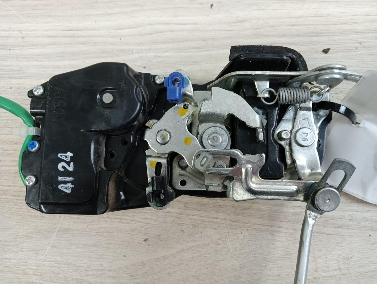 9003557