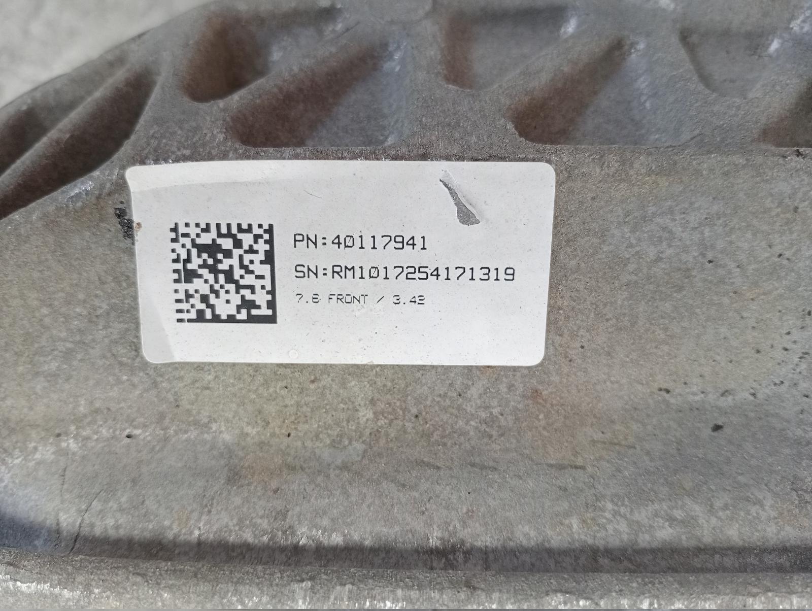 8984372