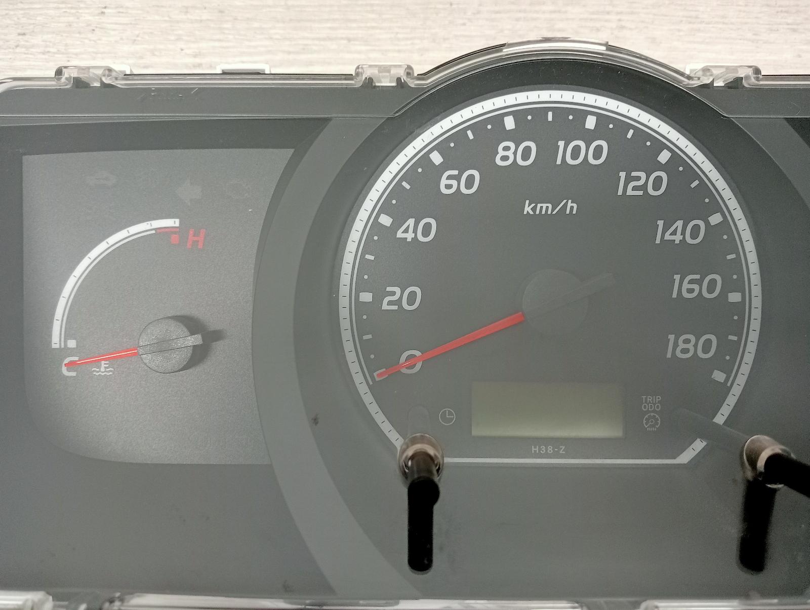 8963886