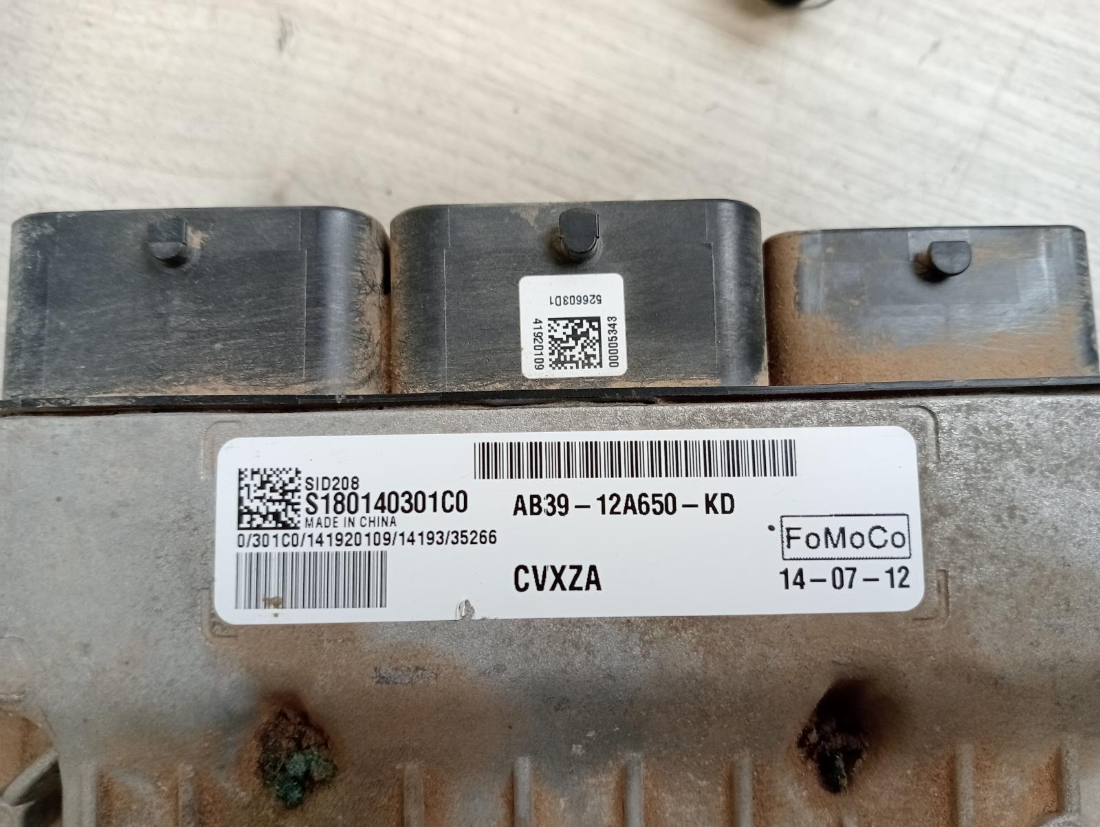8830800