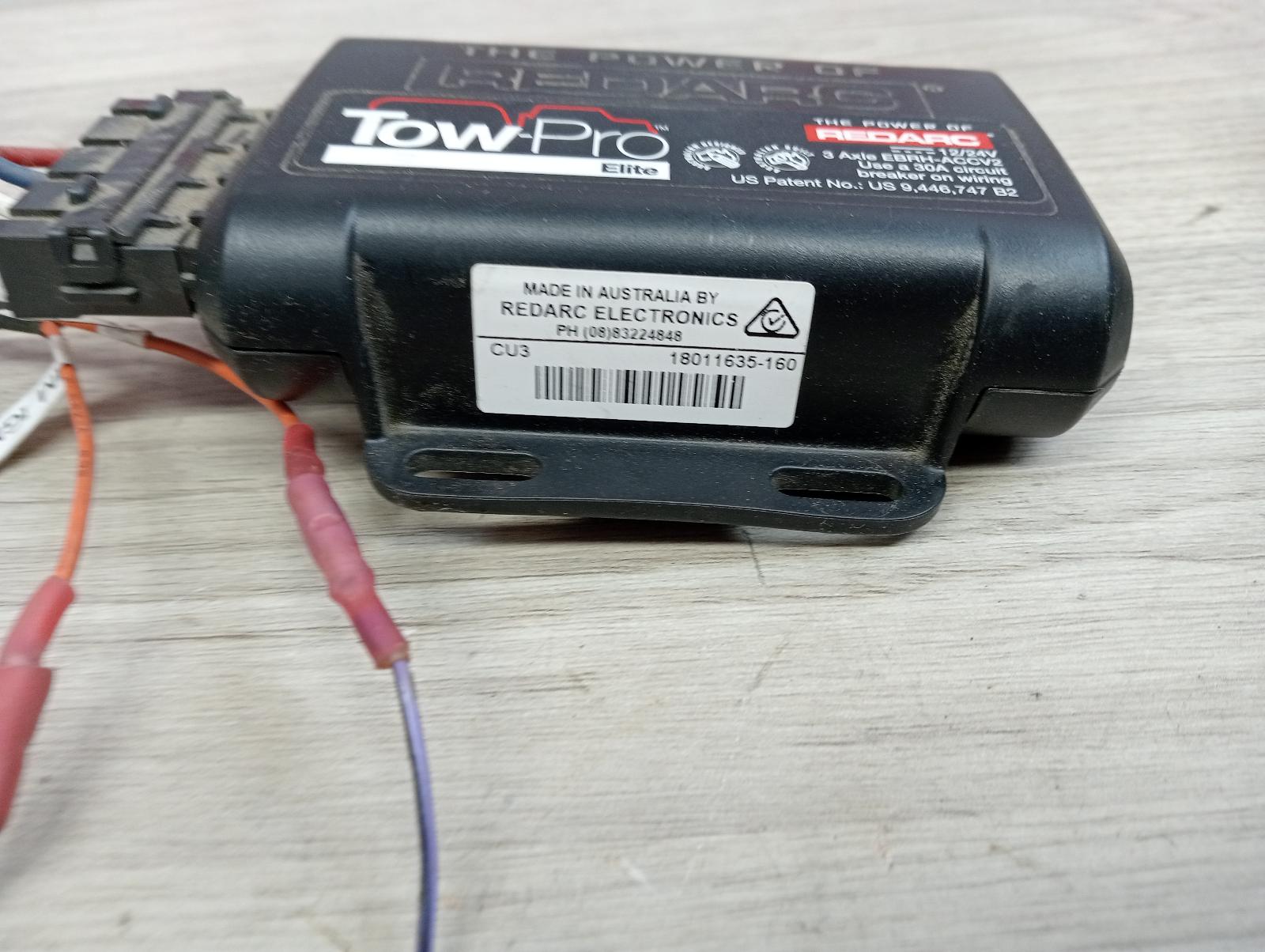 8992623