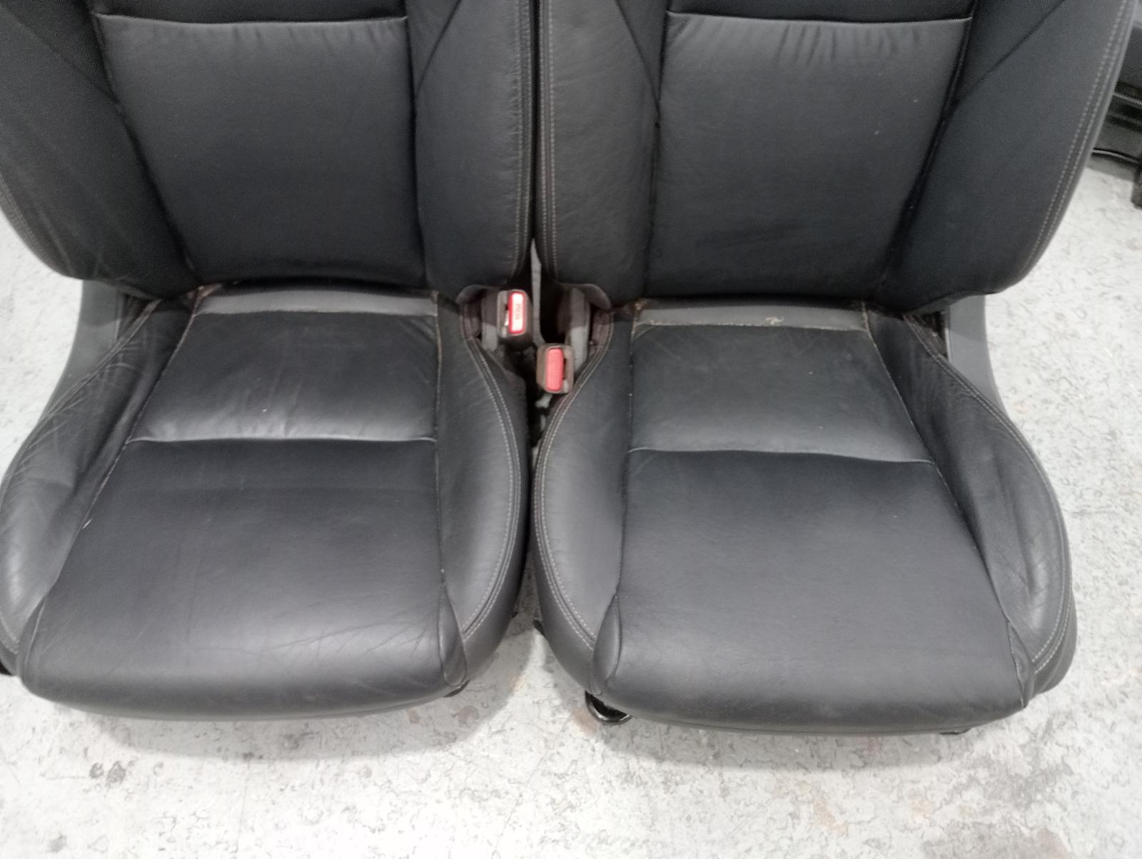 8959116