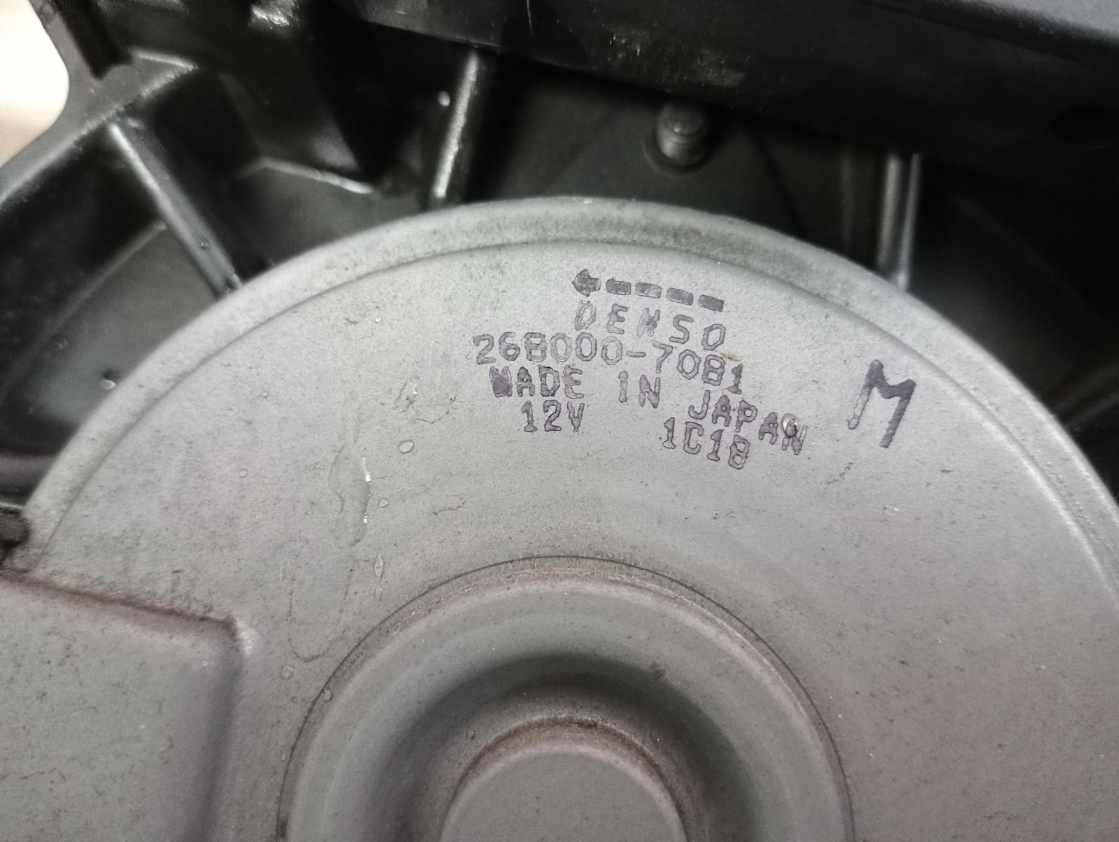 8946190