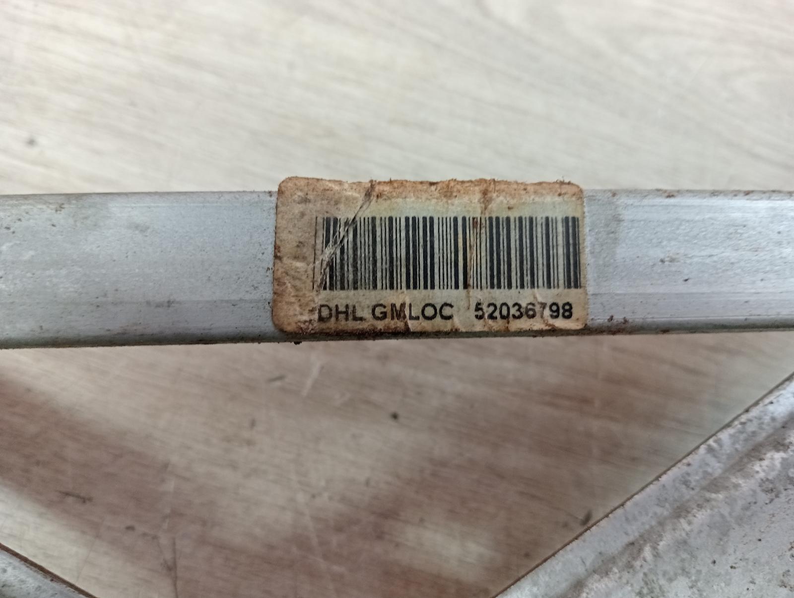 8883749