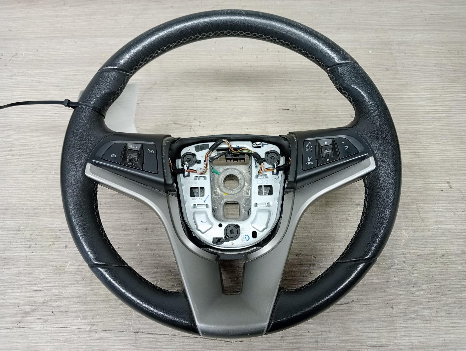 8953992