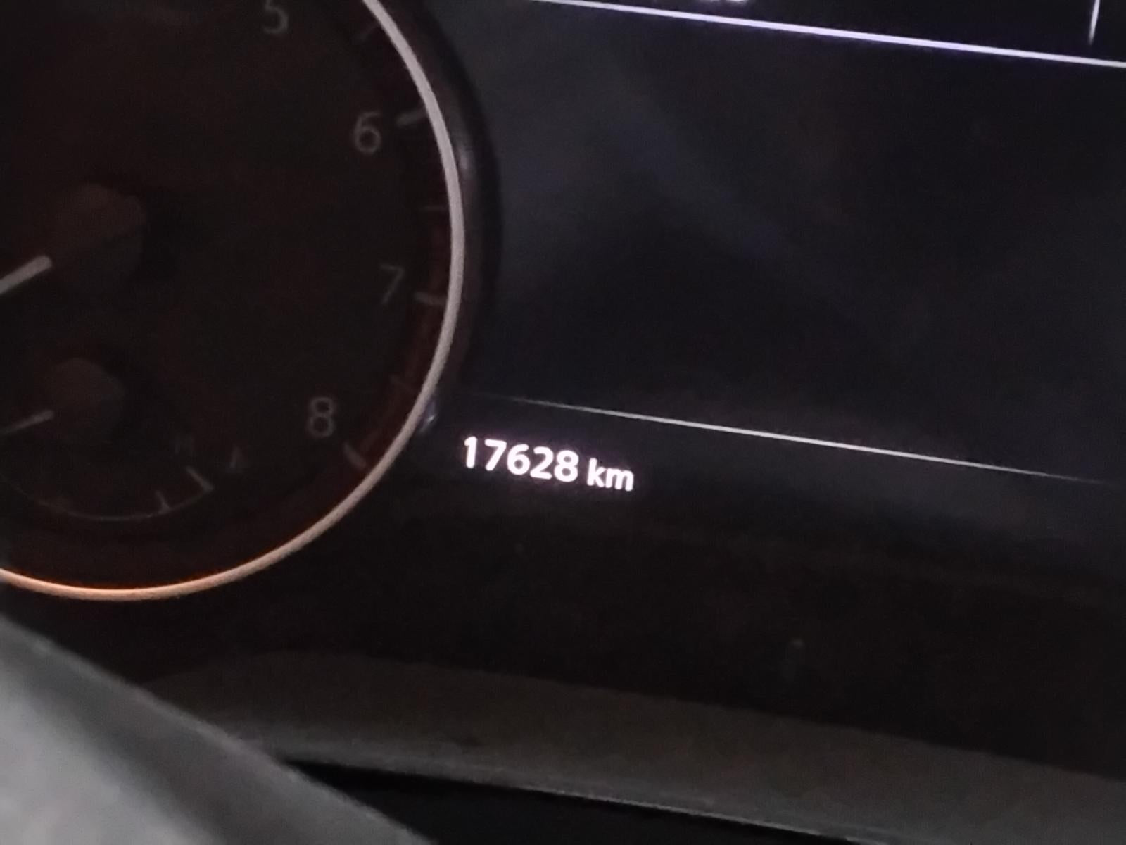 8976819