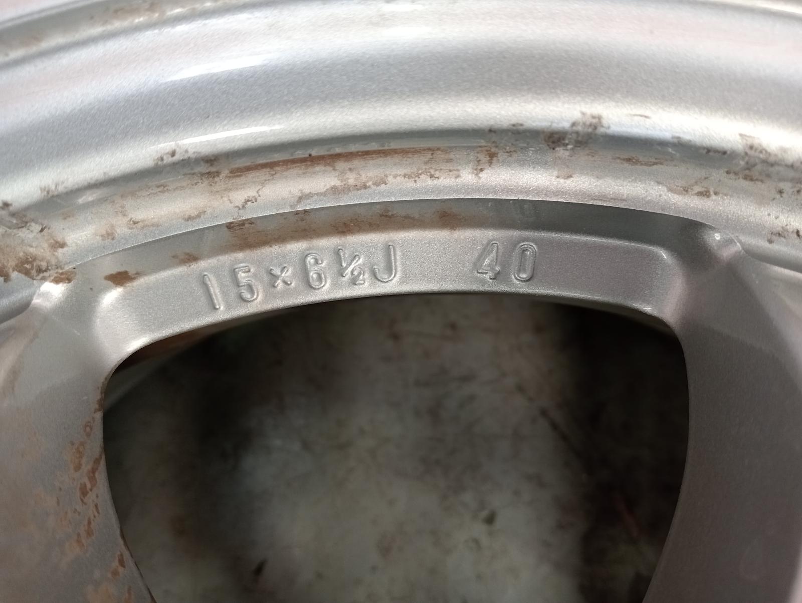 8960825