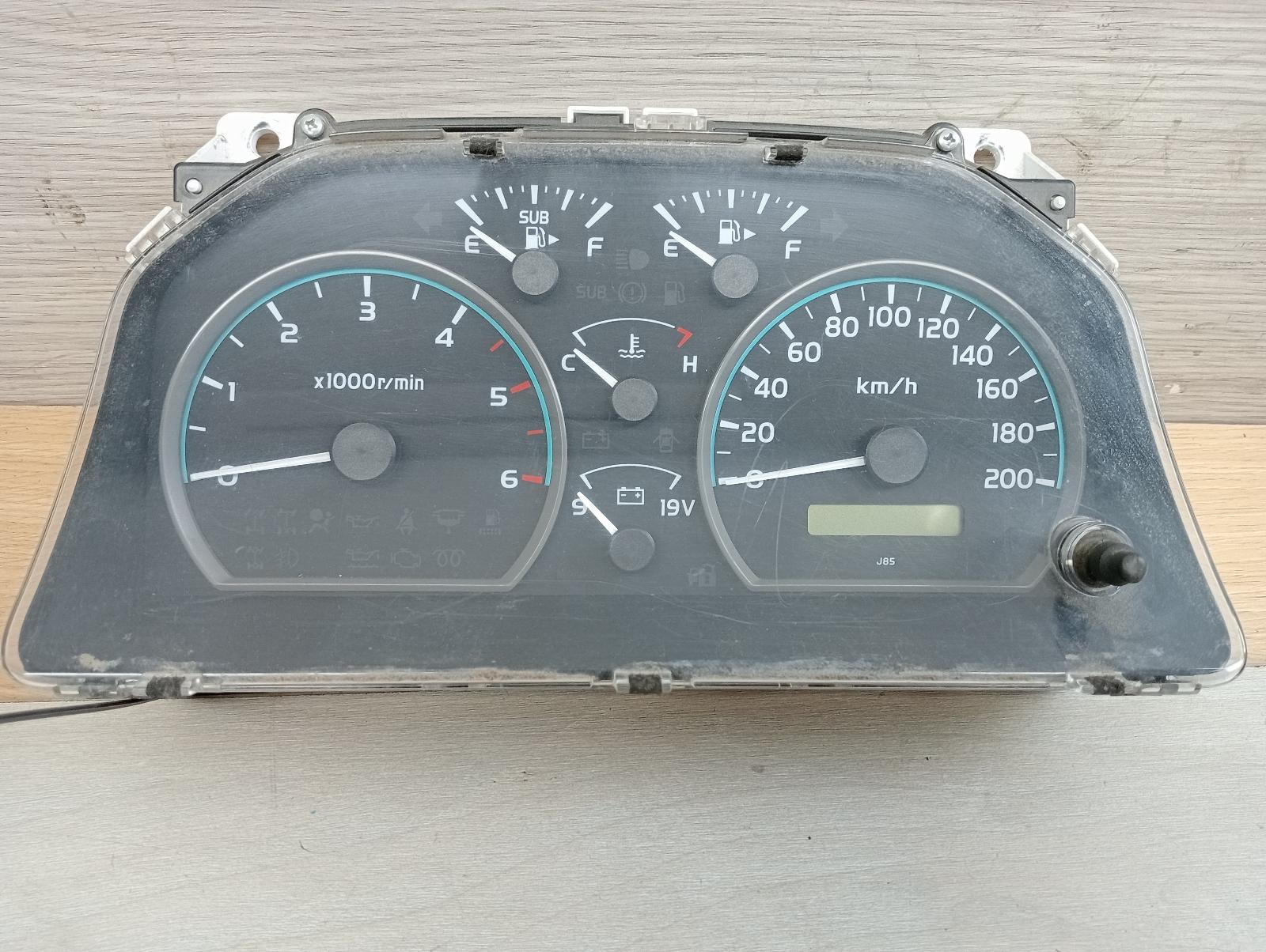8952736