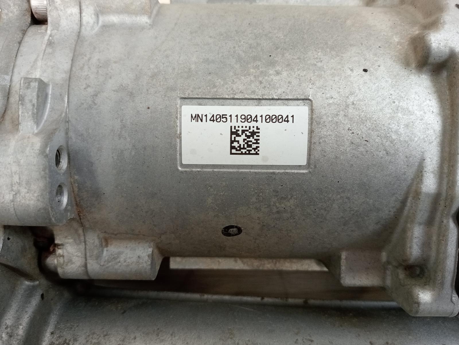 8976228