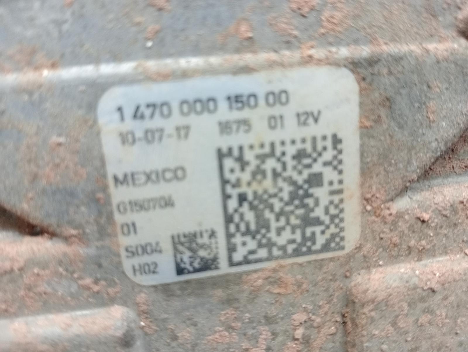 8985233