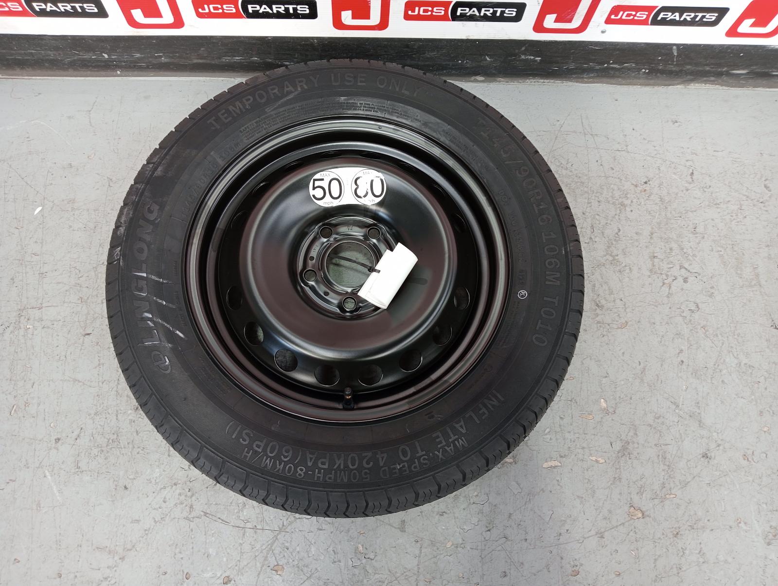 8960835