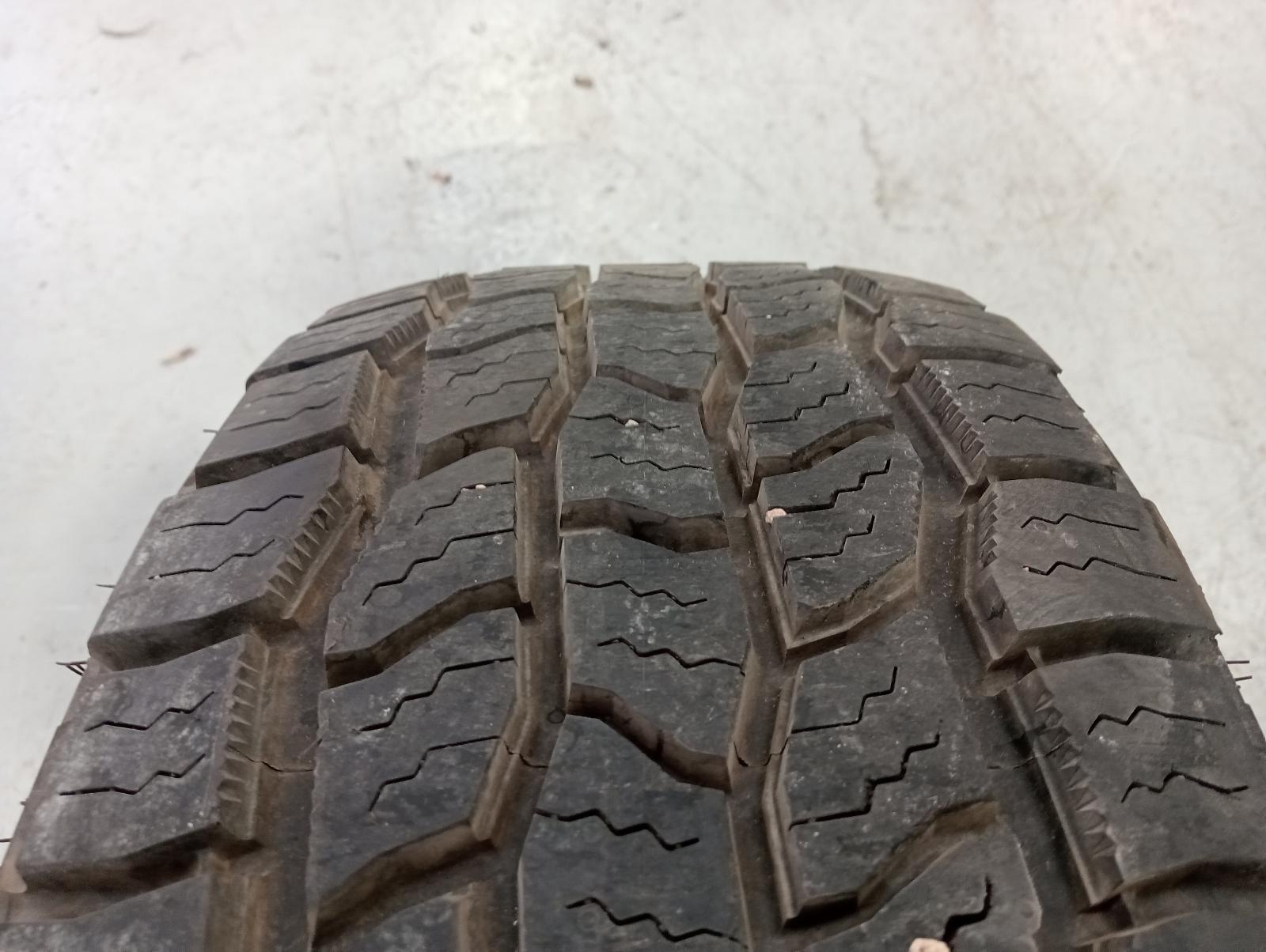 8974725