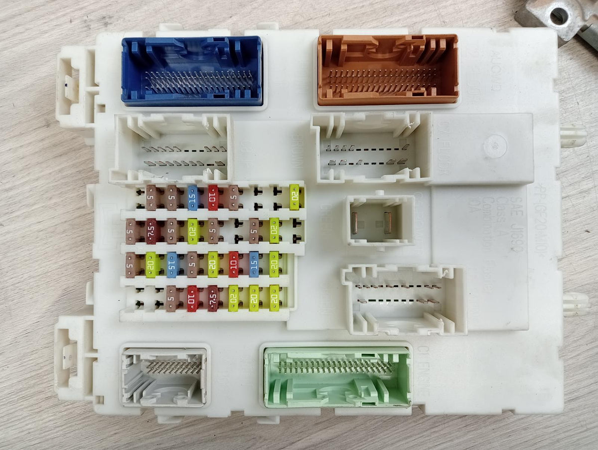 9002557