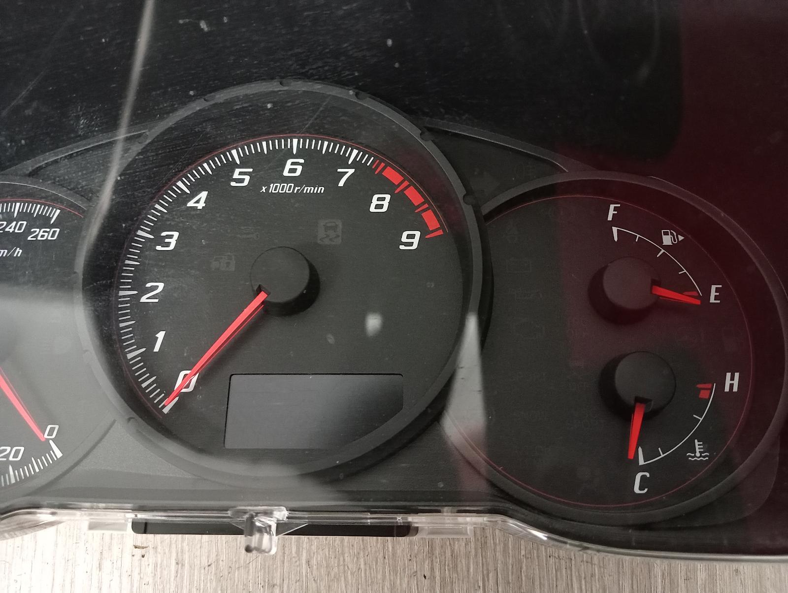 8976050