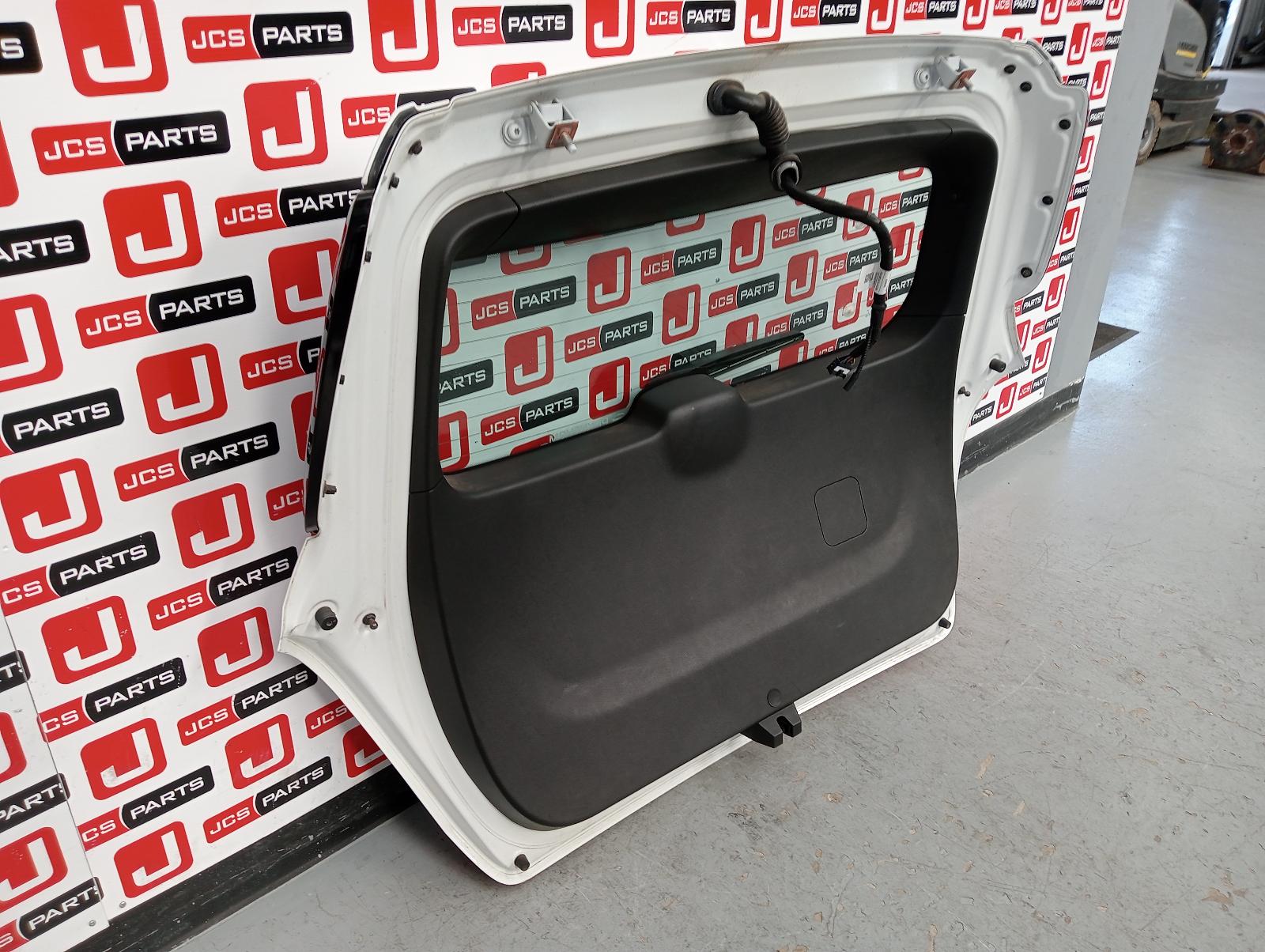 8948518