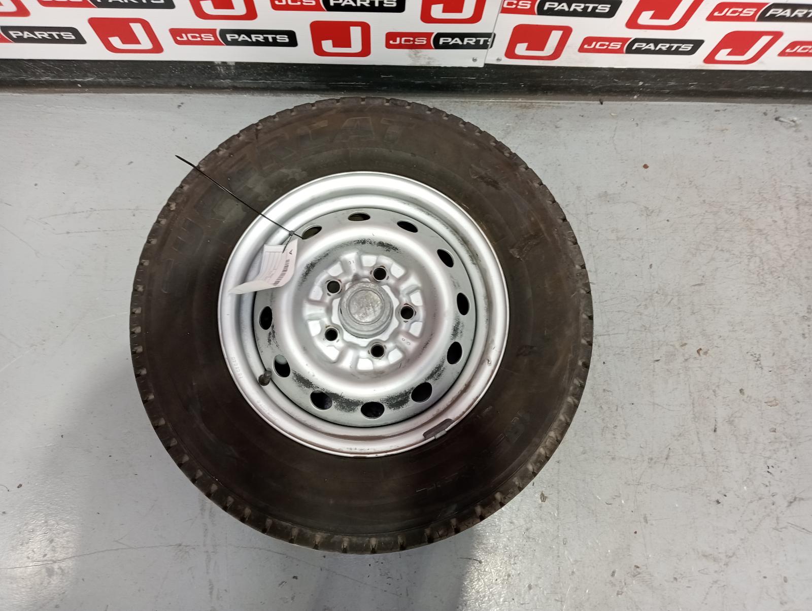 8952495